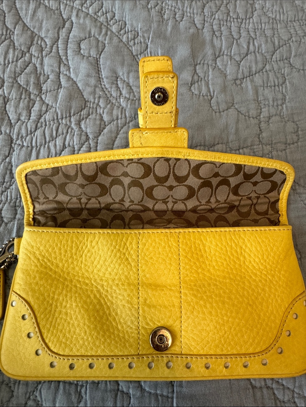Gorgeous Coach Yellow Pebbled Leather Wristlet Clutch with Buckle - Picture 6 of 7